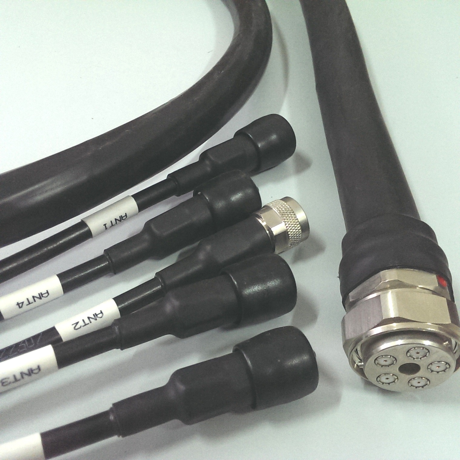 供应集束天线跳线(N-F) 四芯五芯 L-3米 平板天线专用连接线