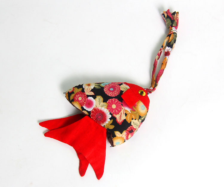 佈藝金魚鑰匙扣包