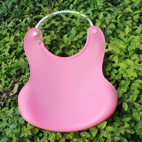 Children's three dimensional waterproof silicone eating bib for food