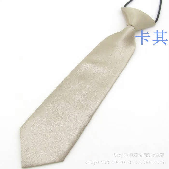 Children's tie with zipper