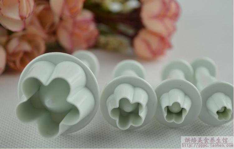 梅花蛋糕模cjpg