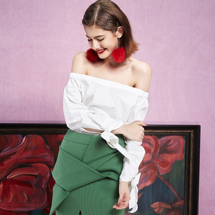 YIGELILA�����¿� һ���I¶��ϵ�������Y�����r