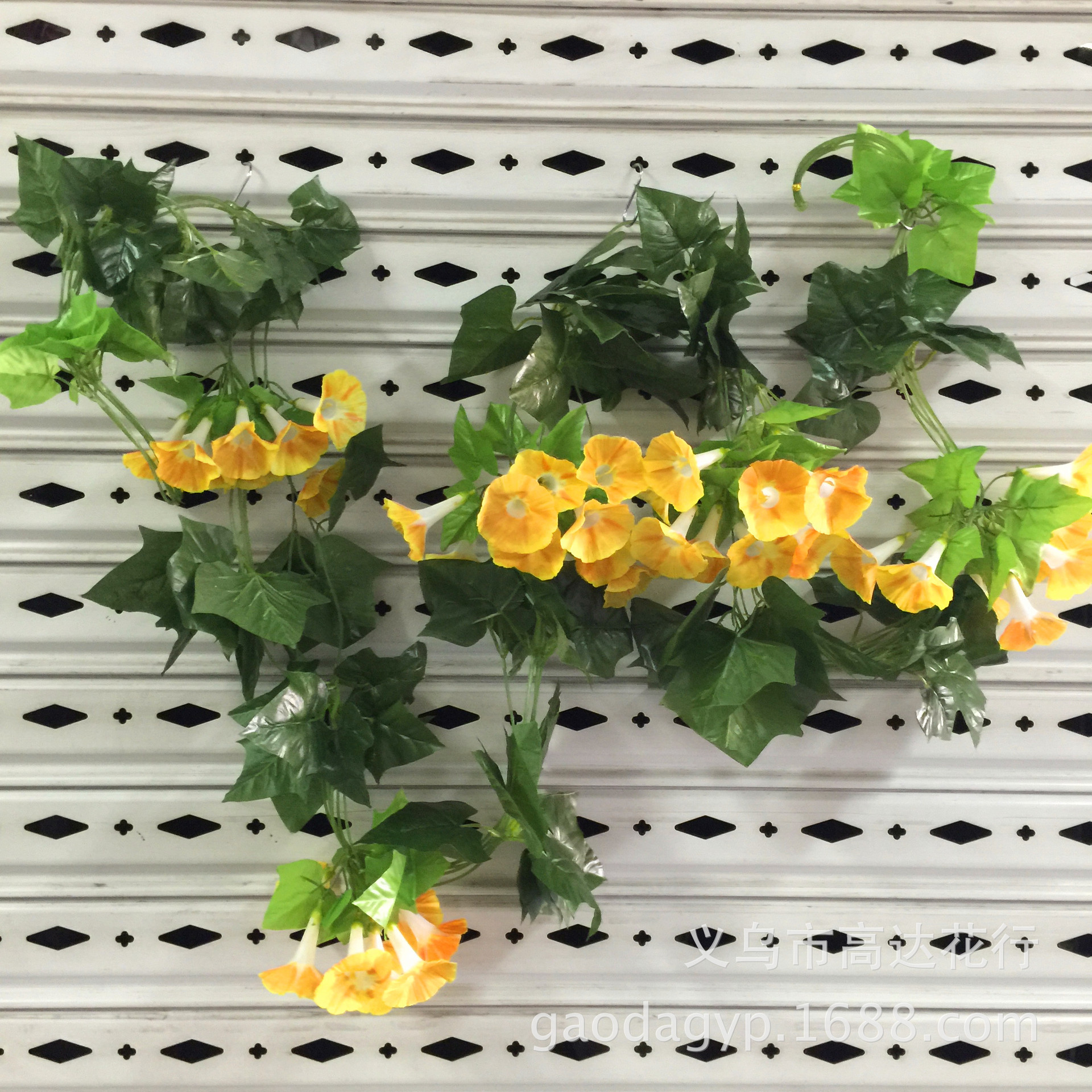 18号大千牛花条