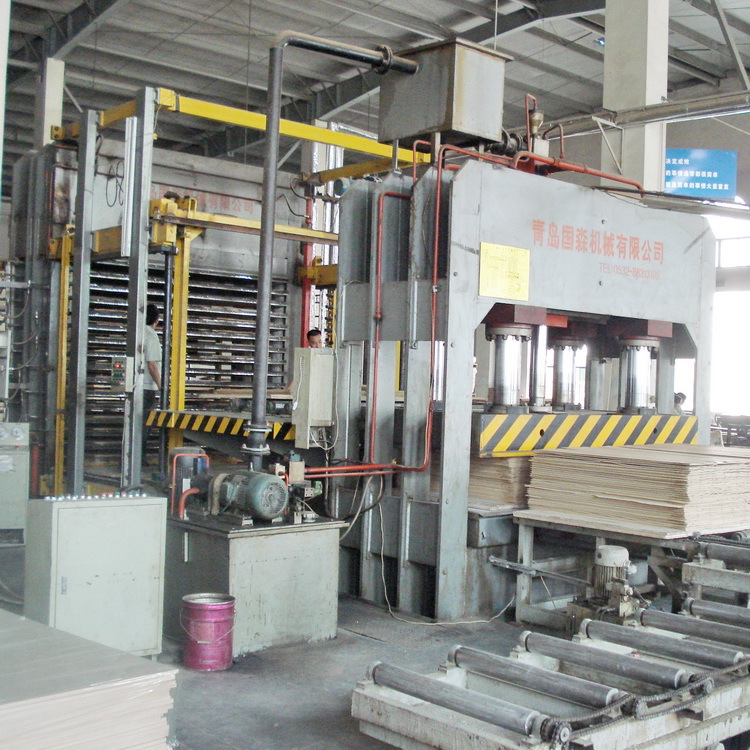 供应青岛国森制造竹木复合地板成套加工设备生产线