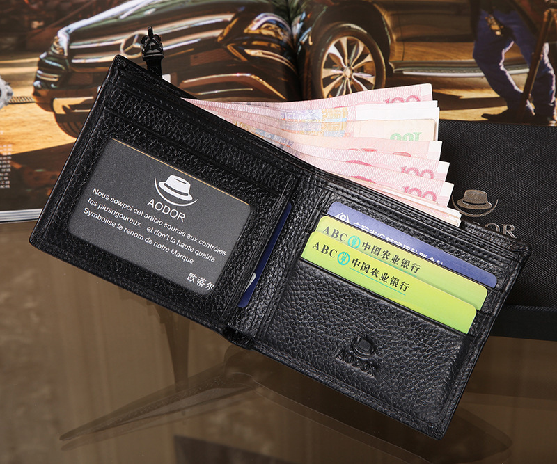 2669430536_1011703058