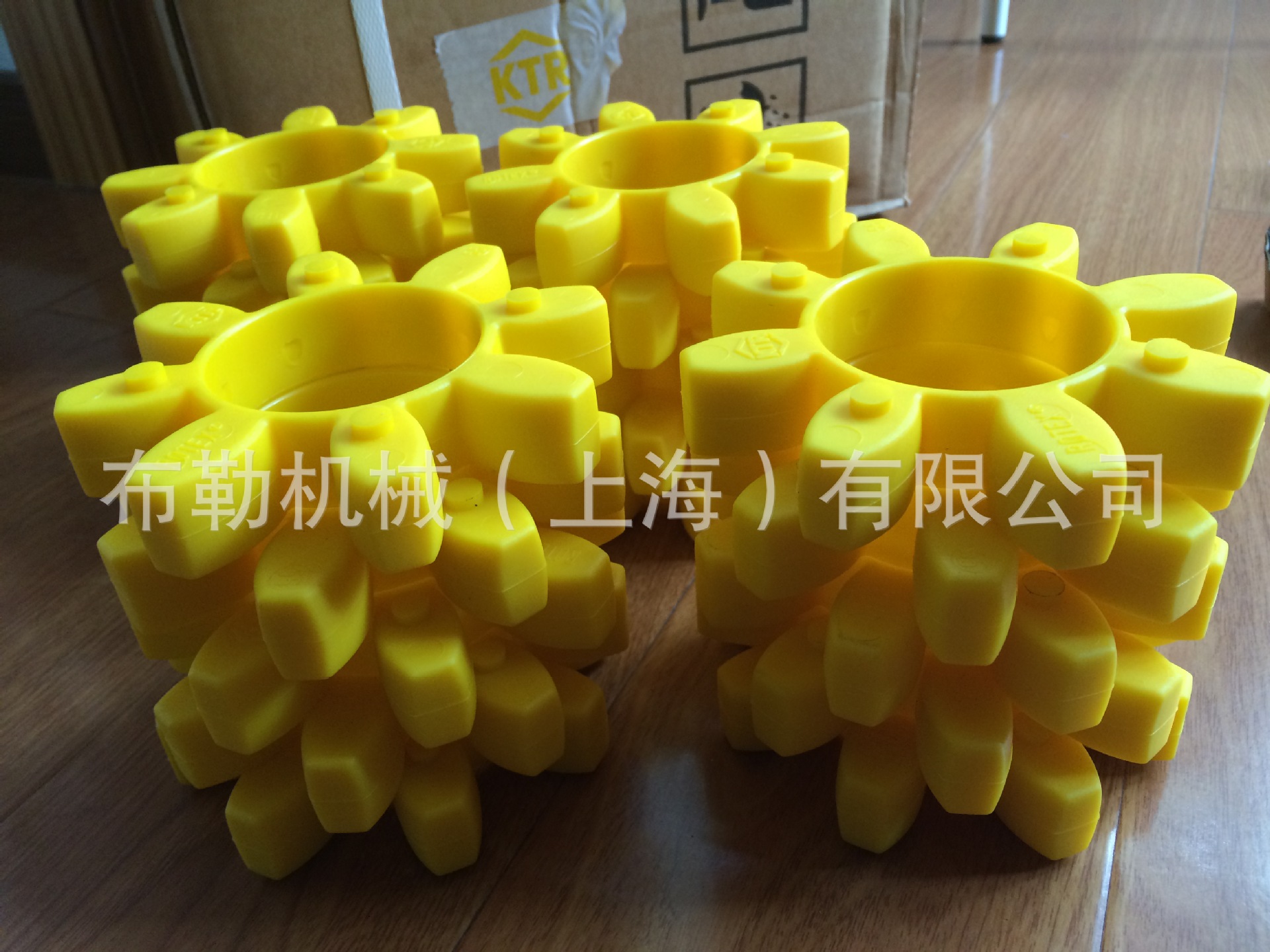 开山空压机联轴胶弹性体/空压机联轴器22KW开山螺杆空压机梅花垫