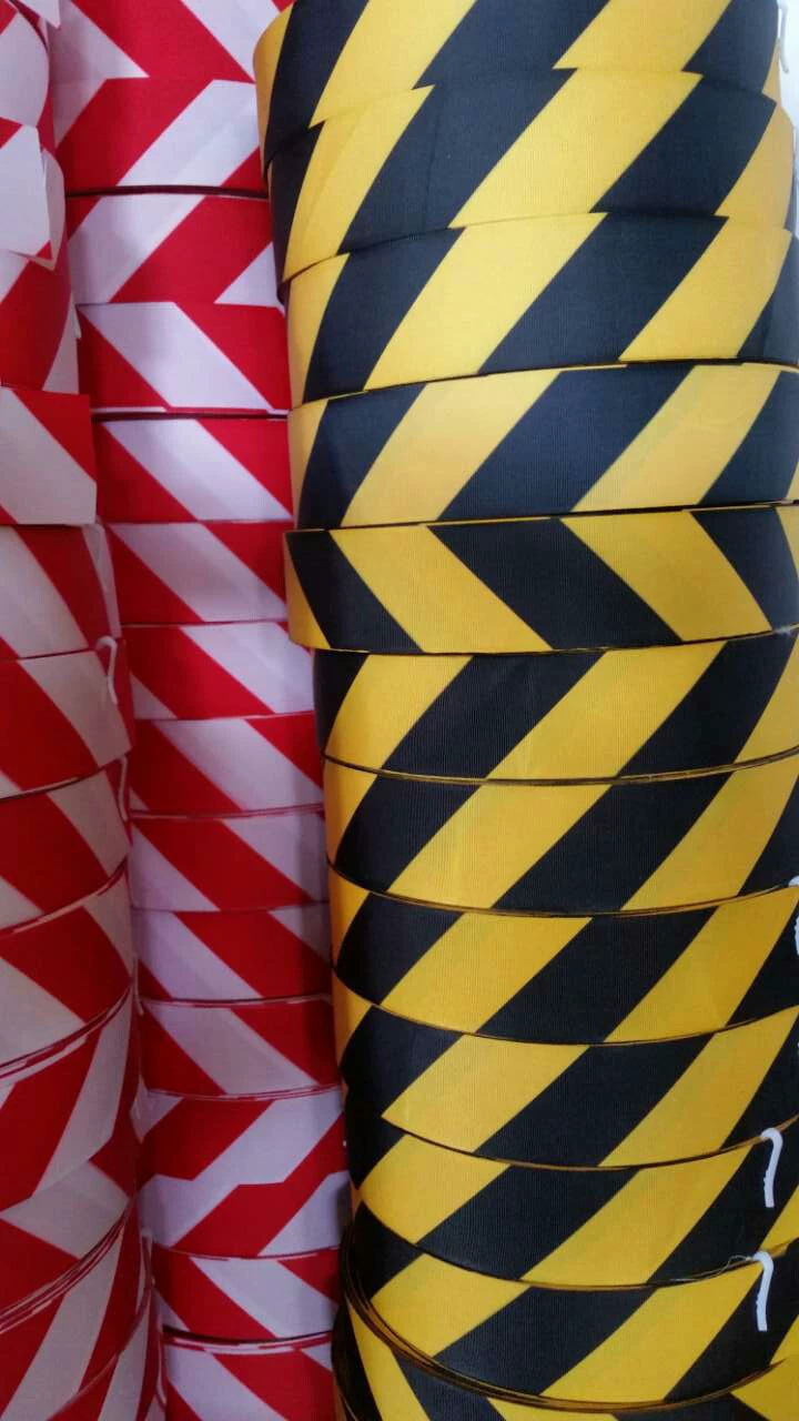 Красный и белый косой изоляционный ремень черный и желтый изоляционный полиэфирный ремень ВНИМАНИЕ НЕ ВХОДИТ в предупреждающий ремень