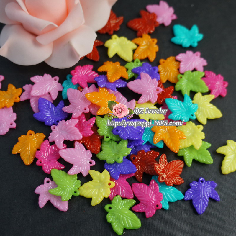 DIY children's jewelry accessories: acrylic leaves, hanging holes, simulated plastic leaves, small maple leaves detail image 4
