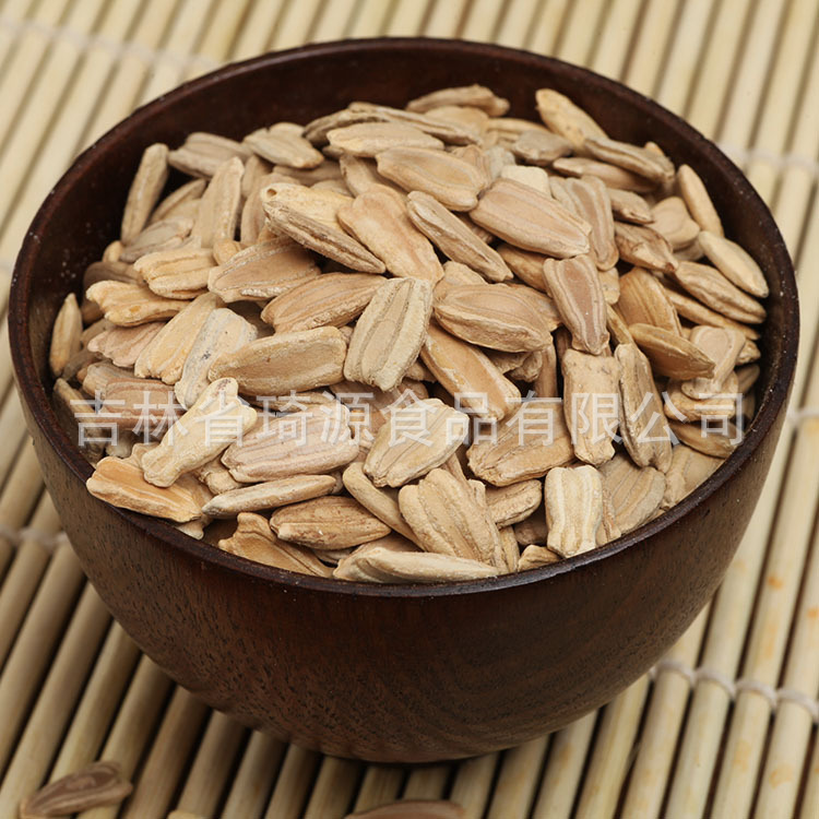 Roasted Pumpkin Seeds Low Temperature Baked Hulless Pumpkin Seeds Ready to Eat Snack key features