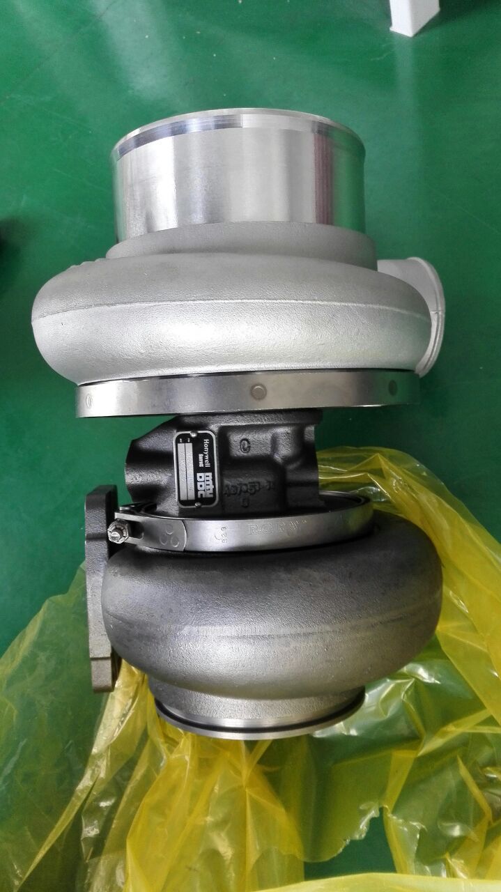 供应MTU12V4000柴油发电机组增压器X5261010007