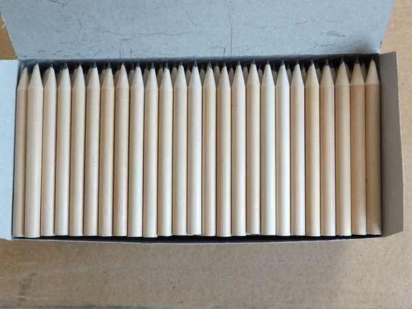 Manufacturers sell golf pencils, basswood primary color varnish, high quality and low price