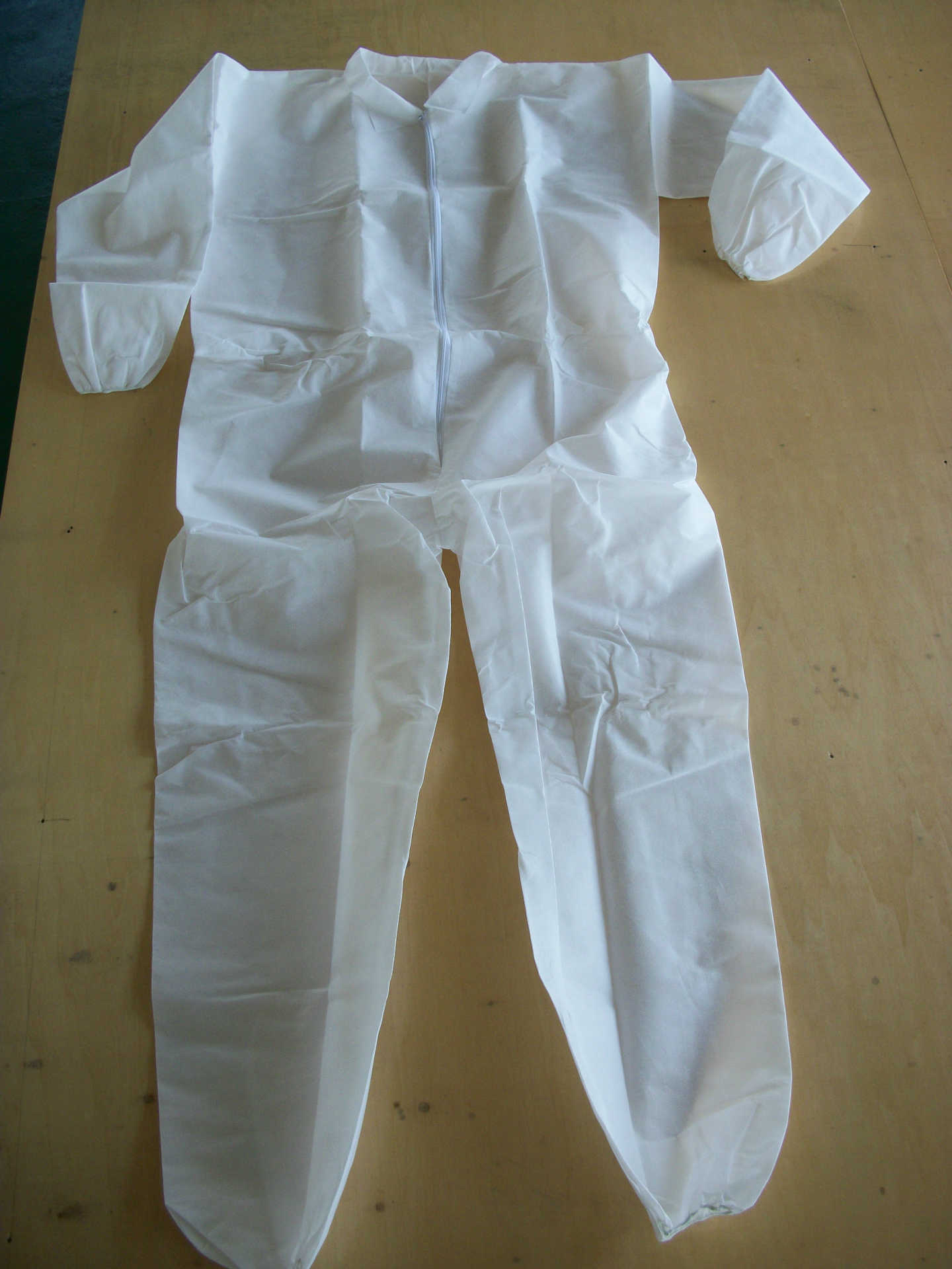 一次性防护服_厂家供应一次性防护服防水防油