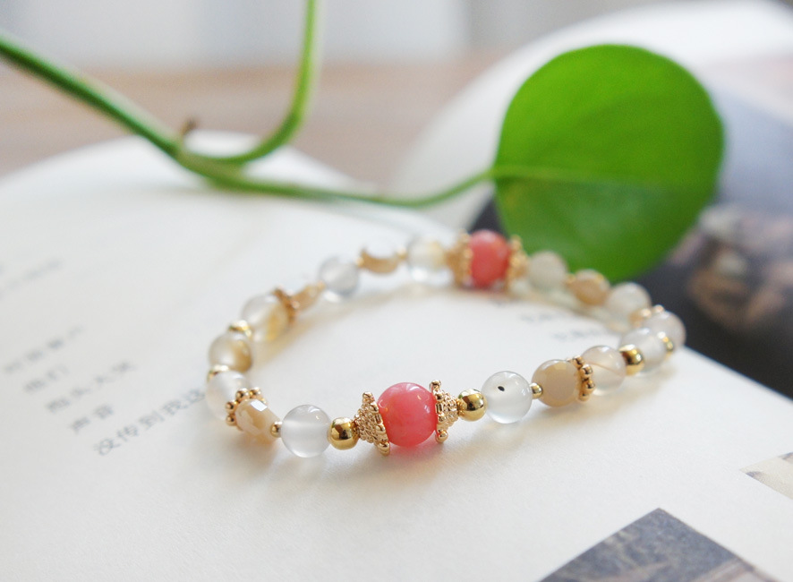 Temperament Korean Bracelet Fashion Agate Crystal Bracelet Pink Shell Bracelet display picture 6