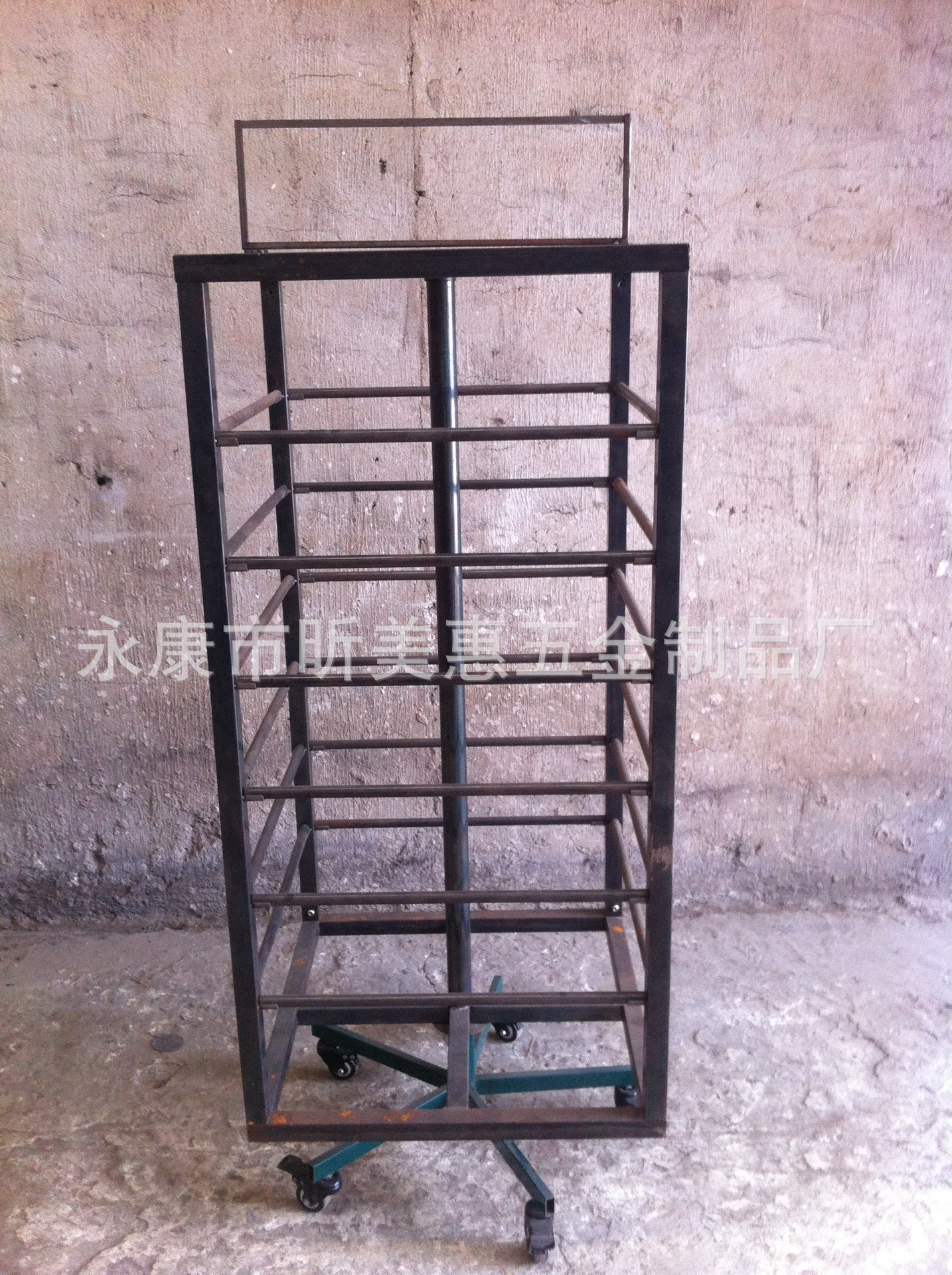 供应铁制旋转展示架1100*560mm落地展示架便捷式带轮可移动货架