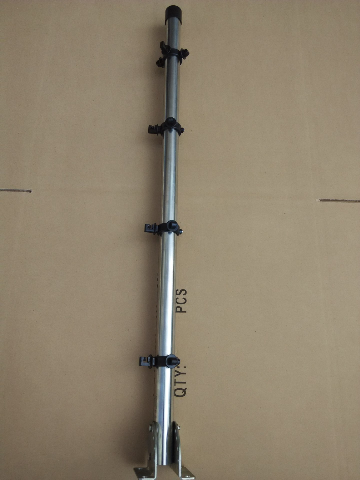 厂家直销电子围栏终端杆套装，电子围栏配件