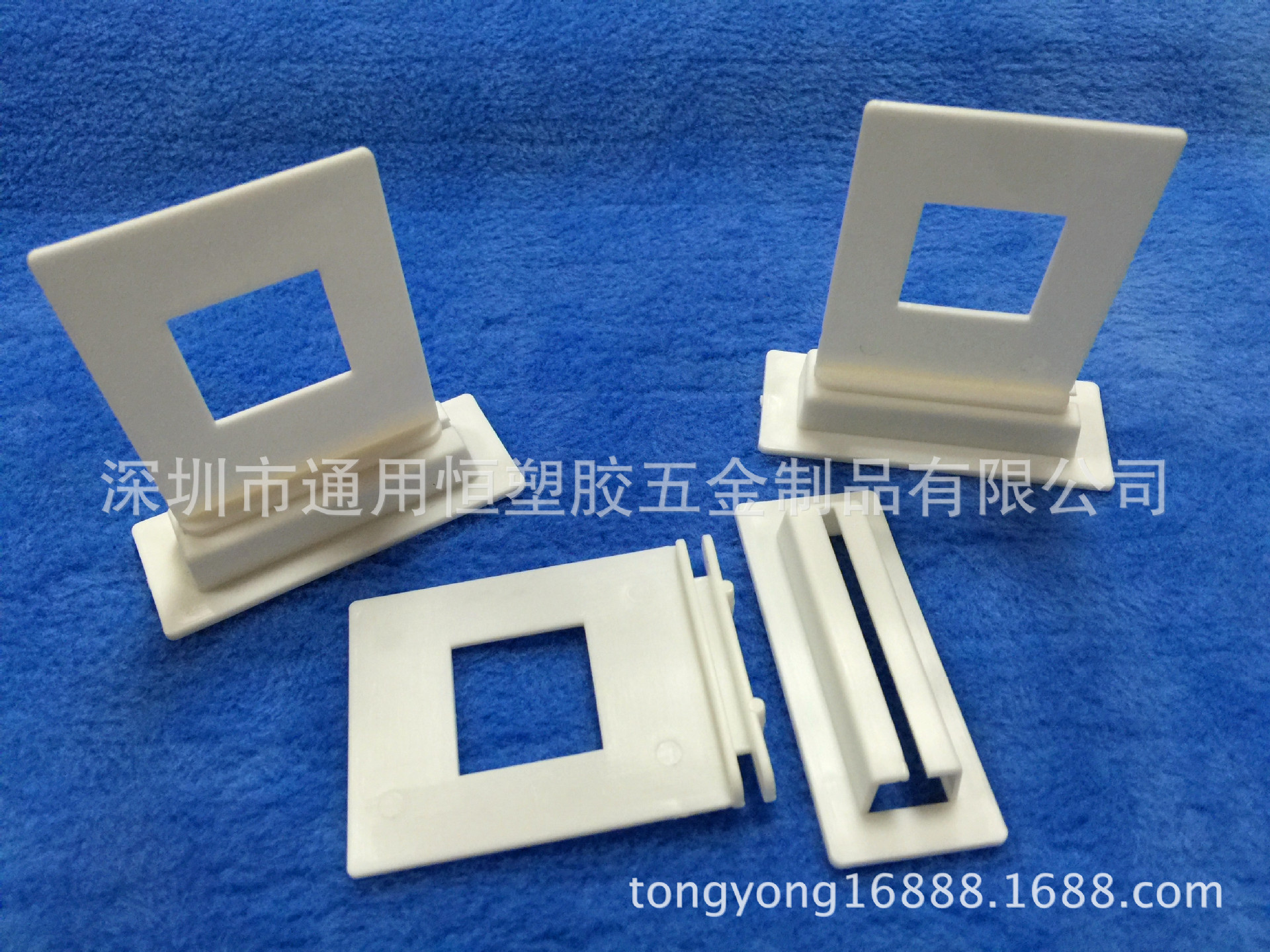 供应展示品塑料挂钩分体挂钩连接器纸盒插扣分体扣PP插扣