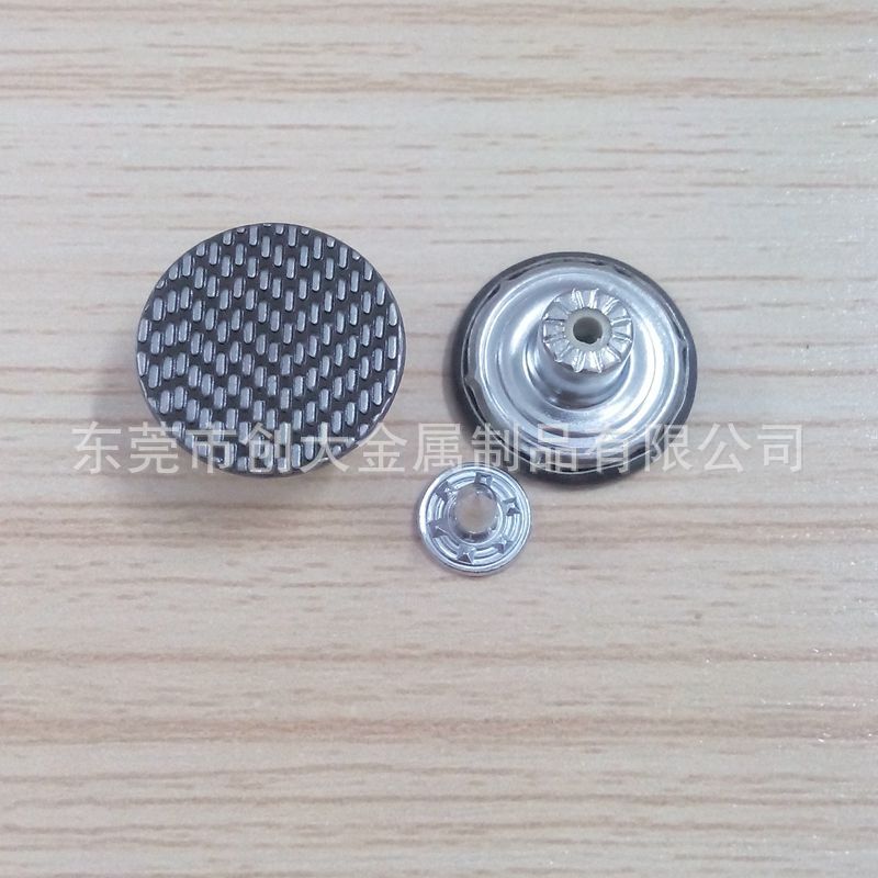 厂家大量供应固定牛仔扣、胶芯工字钮、款式新颖、彩色工字钮