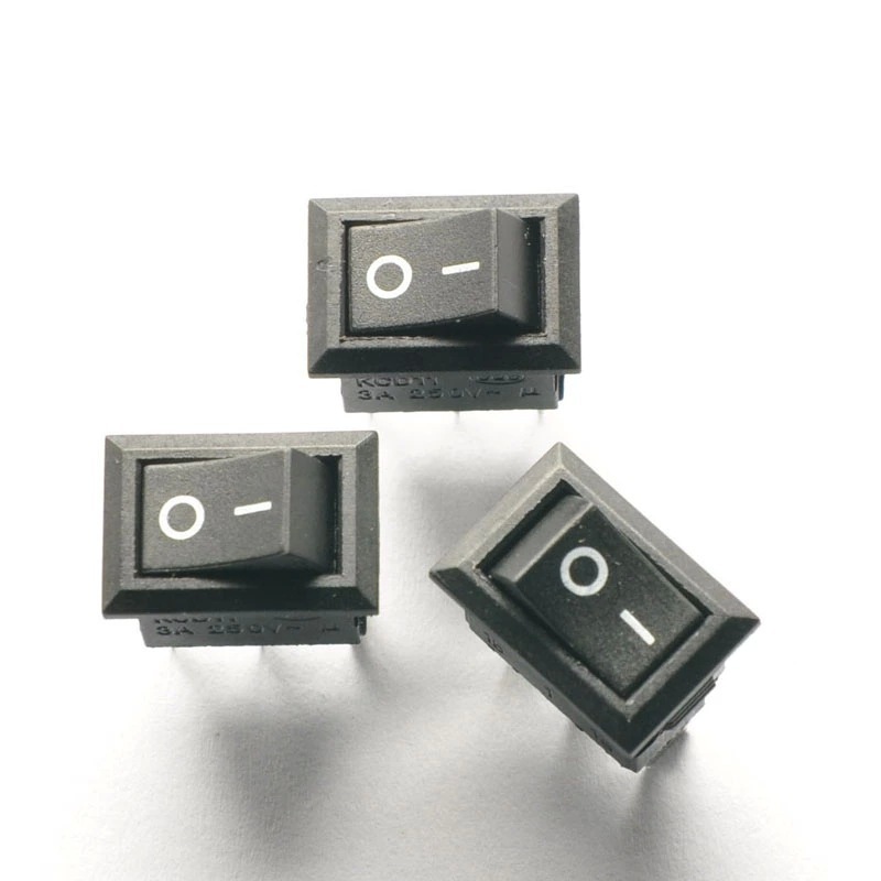 两档两脚红盖21*15船型翘板开关KCD1-104