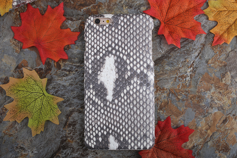 i-idea Handmade Luxury Genuine Real Python Snake Back Skin Leather Case Cove for Apple iPhone 6S Plus/6 Plus & iPhone 6S/6