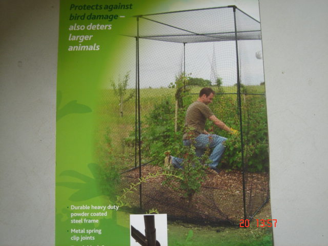 种稙带钢管支架防鸟网/防畜禽网   1*1.2*1m    (4种尺寸)