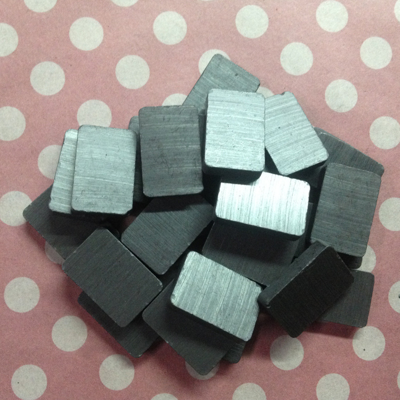 F25*19*5  解决磁铁难题大量现货铁氧体模压异性湿压方块磁钢