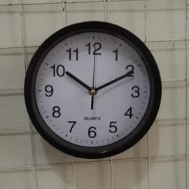 供应塑料挂钟 广告促销挂钟 钟表批发 8寸 20CM 可定制LOGO颜色