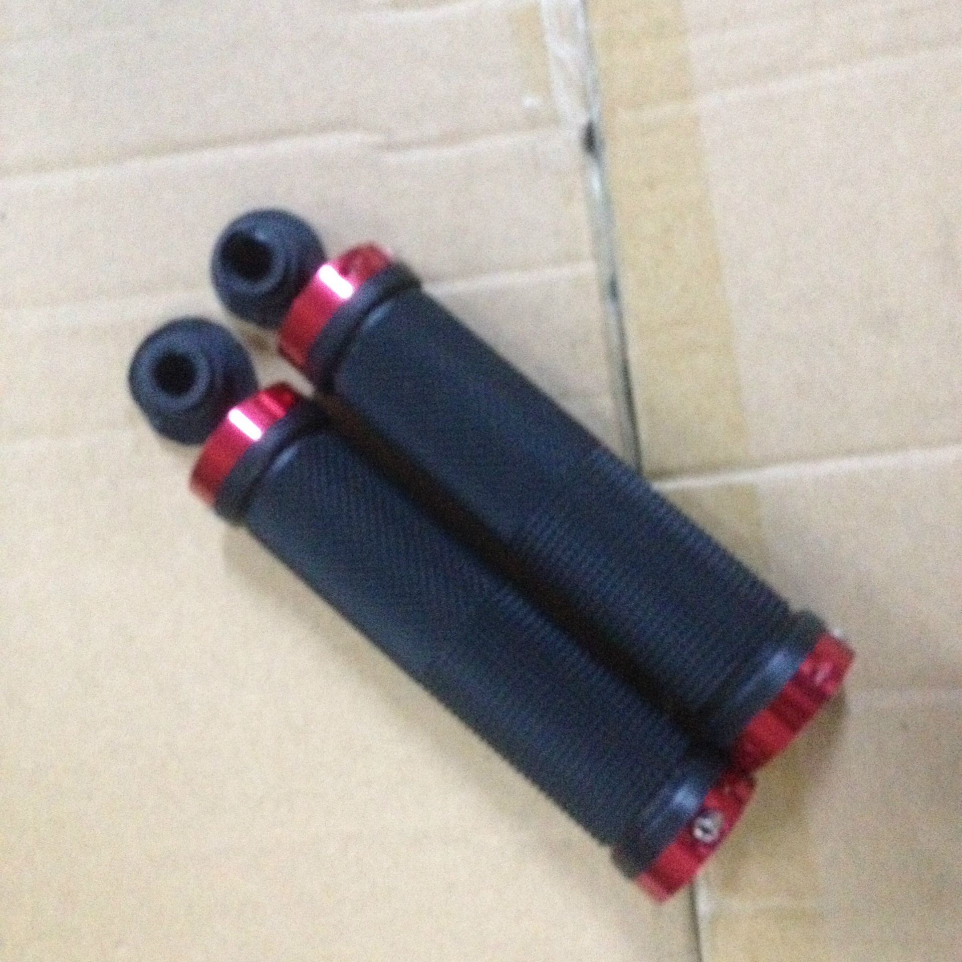 Poignées de vélo - Ref 2348749 Image 13