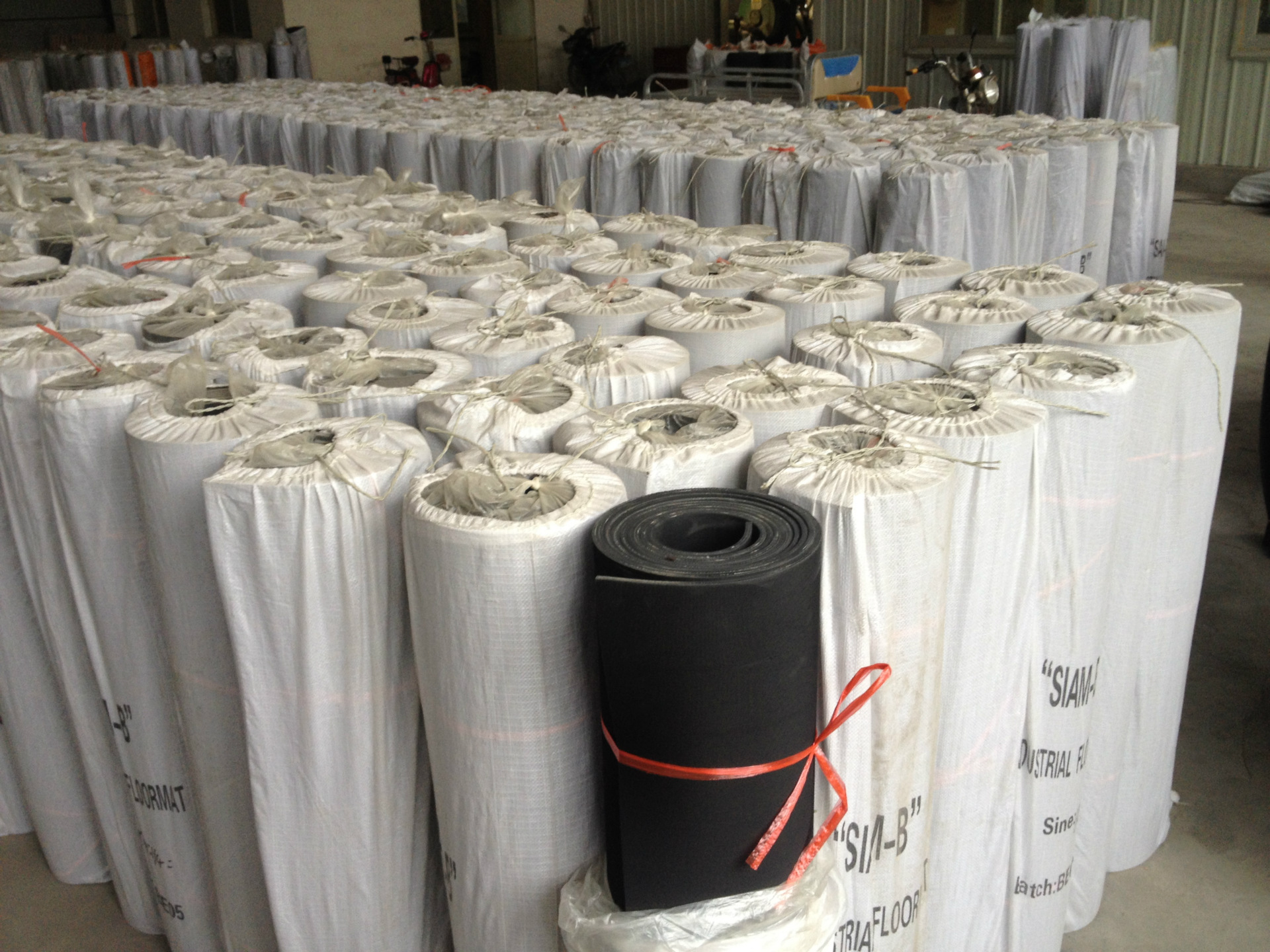 现货批发 绝缘橡胶板 石棉板  耐油隔热石棉垫 厂家防滑防静电