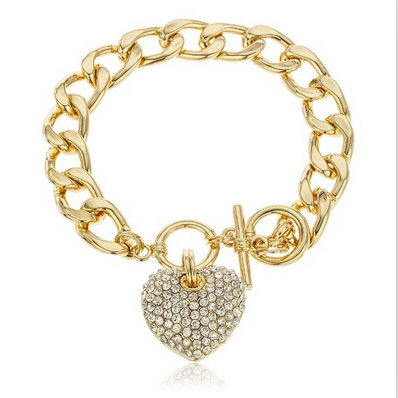 Produttore di braccialetti a forma di cuore classici, europei e americani, con vendita all'ingrosso e diretta, provenienti da tutto il mondo._voghion.com