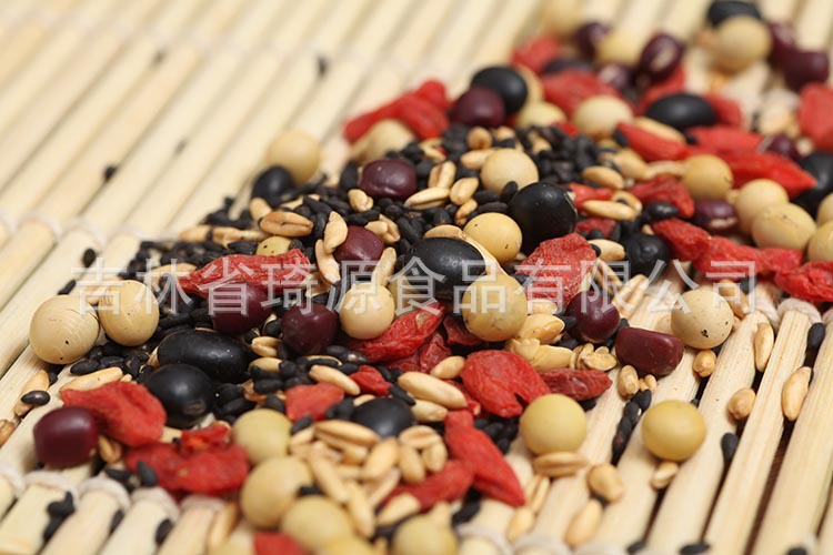 Freshly Milled Five Grain Soy Milk Base Pack Low Temperature Baked Multigrain with Goji Berry 15 Sachets quality and texture