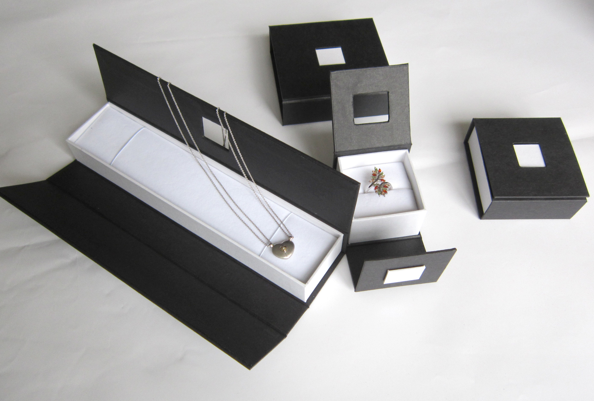 1297539144_1773039934