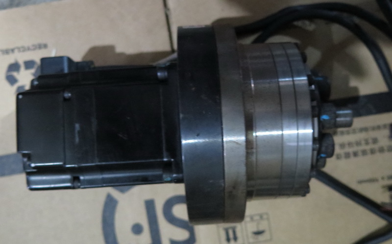 台州信达 二手安川电机 SGMAS-02ACA21带CSF-25B-50-MSP141询价