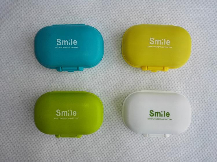smile旅行药盒便携随身多格分装小药盒一周密封收纳药丸盒