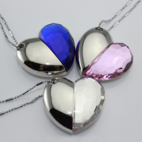 wholesale love crystal lovers U disk gifts 8GB High-end jewelry crystal Heart Pendant 8g
