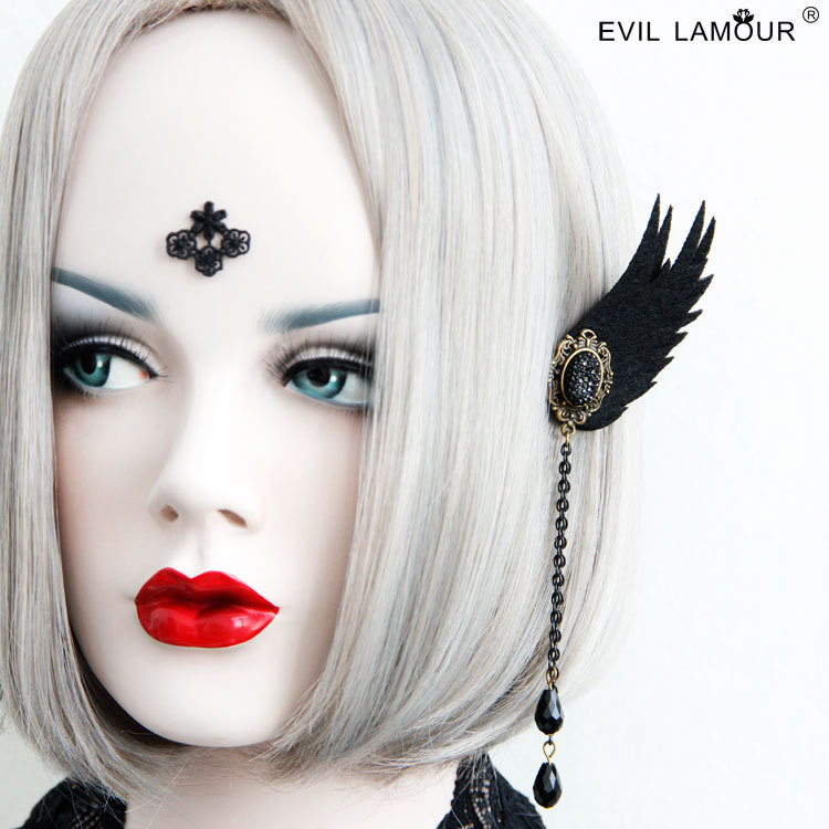 Earring Image 1