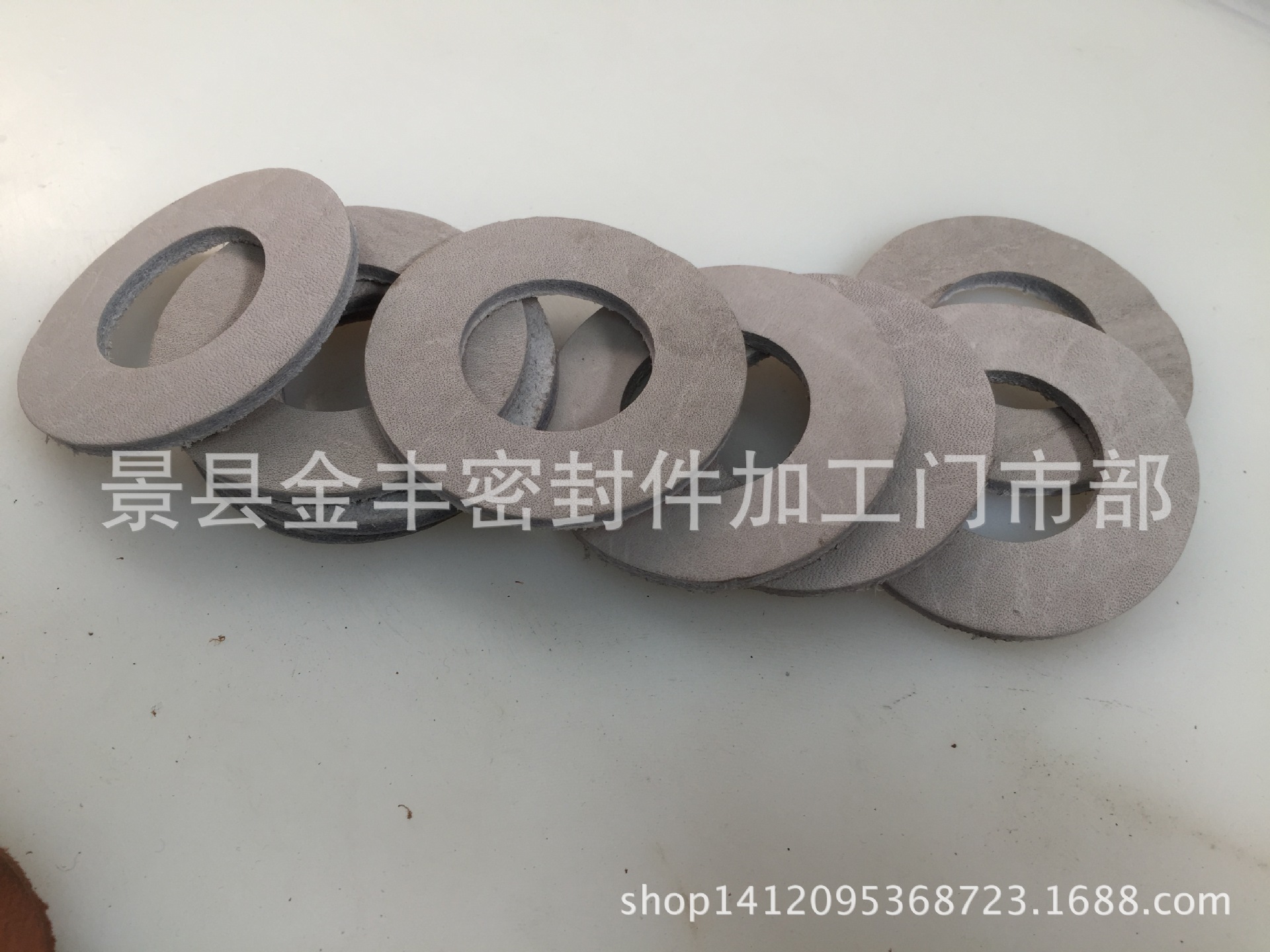 厂家现货各种型号及各种材质的平垫，各种异型的纸垫四氟垫钢纸垫