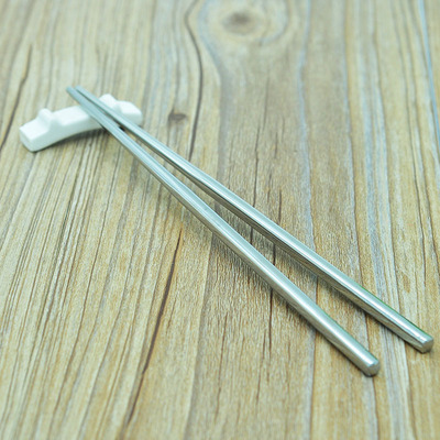 餐具304不锈钢筷子 加厚不锈钢方形家用金属筷子 一双价 22g|ms