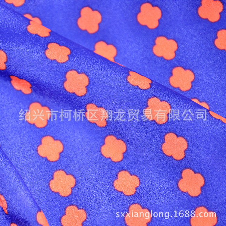 【翔龙印花 XL6832】时尚女装几何波点十字花花瑶仿真丝绉面料