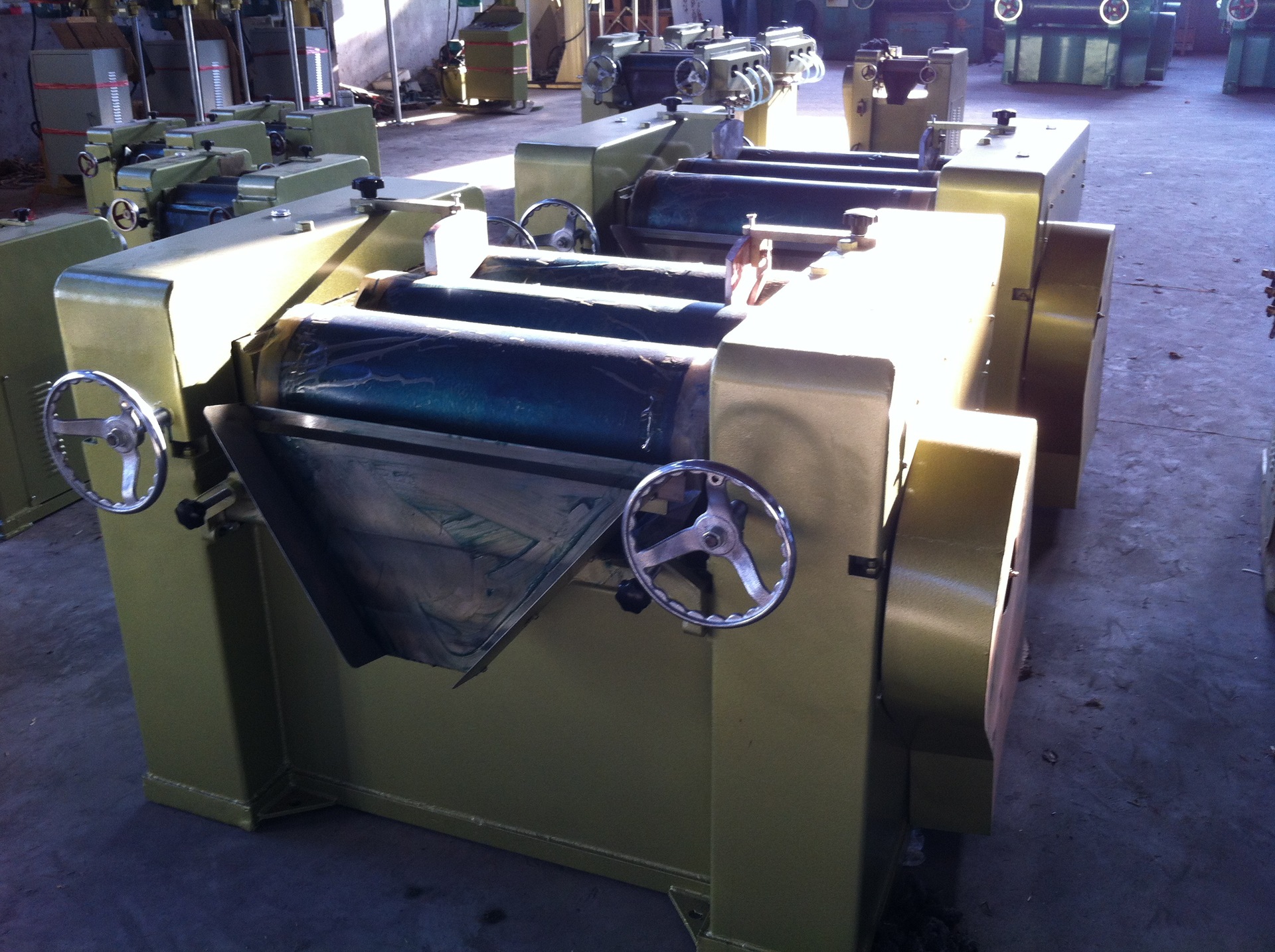 S260三辊研磨机   研磨机   三辊机