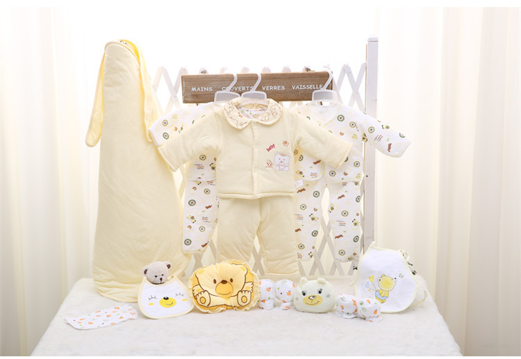 Coffret cadeau pour bébé - Vêtements + Accessoires - Ref 1956432 Image 16