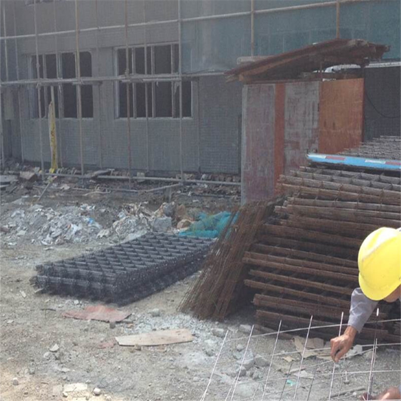 厂家生产高质 喷焊 镀锌铁丝网 镀锌碰网 黑线铁碰网