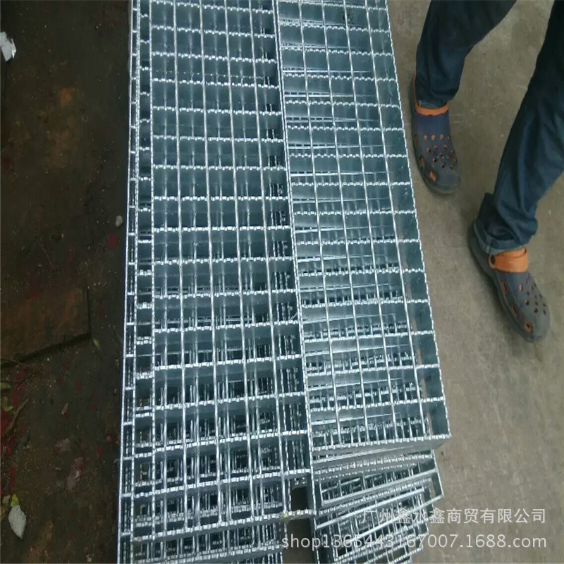 【加工定做】G253地下停车场  钢格板/热镀锌脚踏板/地沟盖板