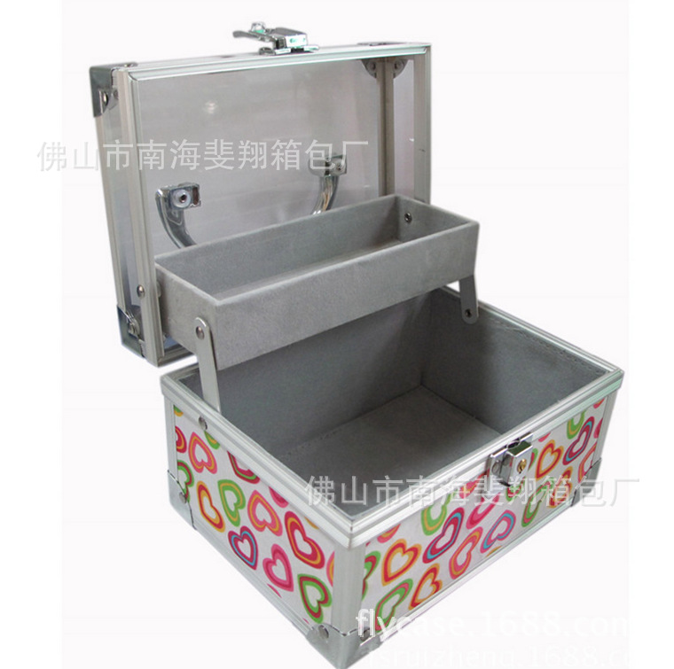供应各种材质面料铝箱 铝合金化妆箱 手提化妆工具箱 亚克力箱