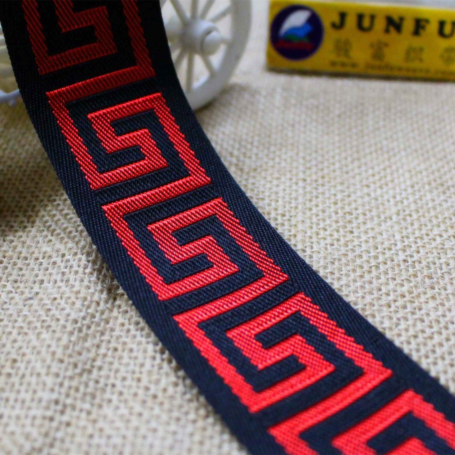 【床垫围边带】MT-463# 黑色红色古典花纹涤纶提花带