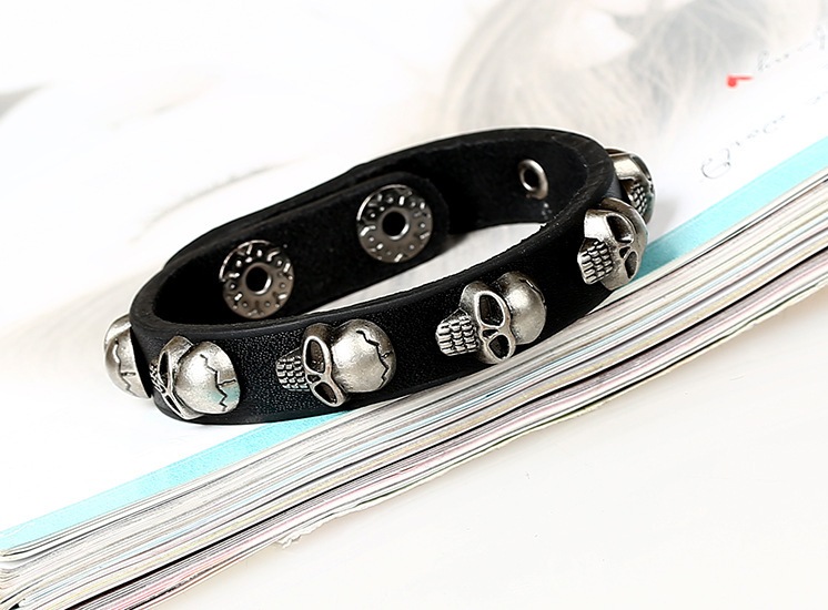 Punk Skull Pu Leather Handmade Bracelets display picture 3