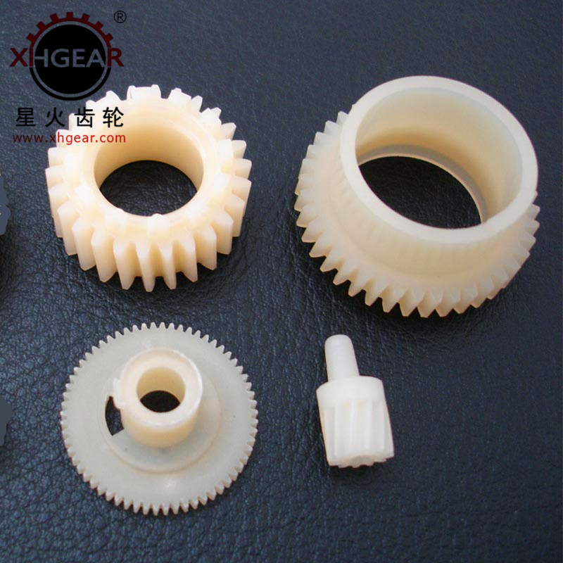 厂家供应高精密尼龙齿轮　东莞塑料齿轮注塑厂家销售