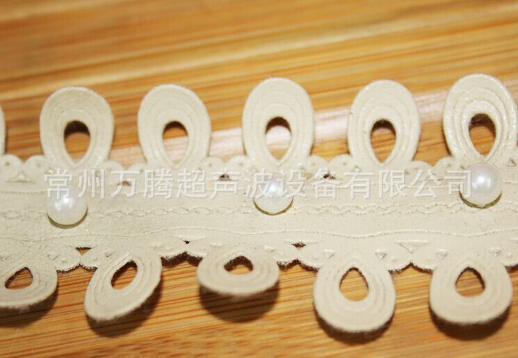 PU皮丝绒带超声波压花边
