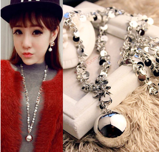 2389356717_1950307735