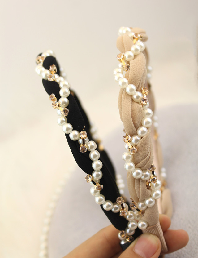 Korean New  Round Pearl Diamond Wave-shaped Cloth Headband display picture 13