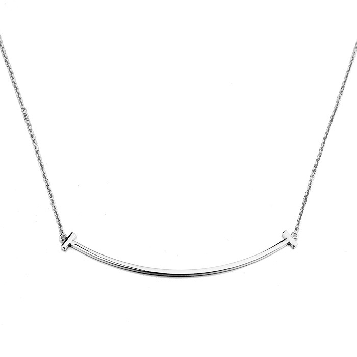 New Fashion Smile Word Necklace Simple Alloy Pendant Temperament Clavicle Chain display picture 1